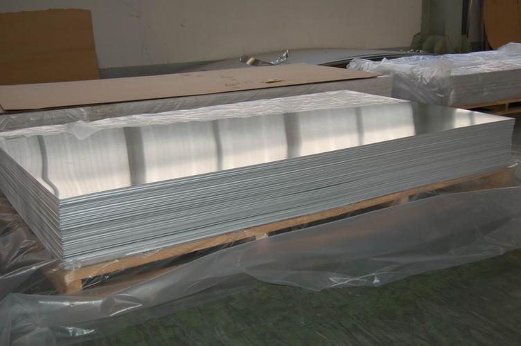 花纹铝板_铝卷_保温铝板_3003铝板_1060纯铝板_压型铝板